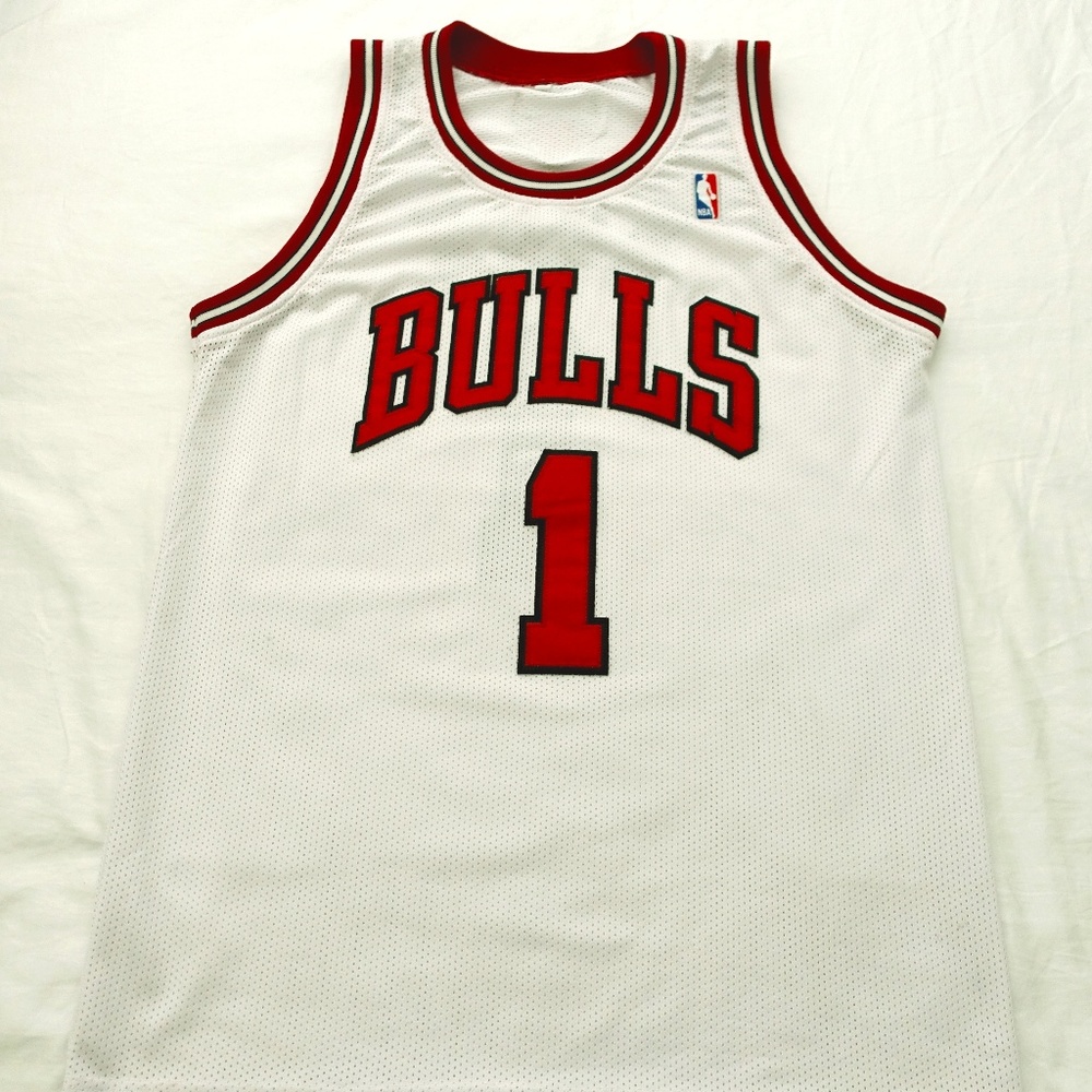 NBA Chicago Bulls Derrick Rose Jersey Size Large